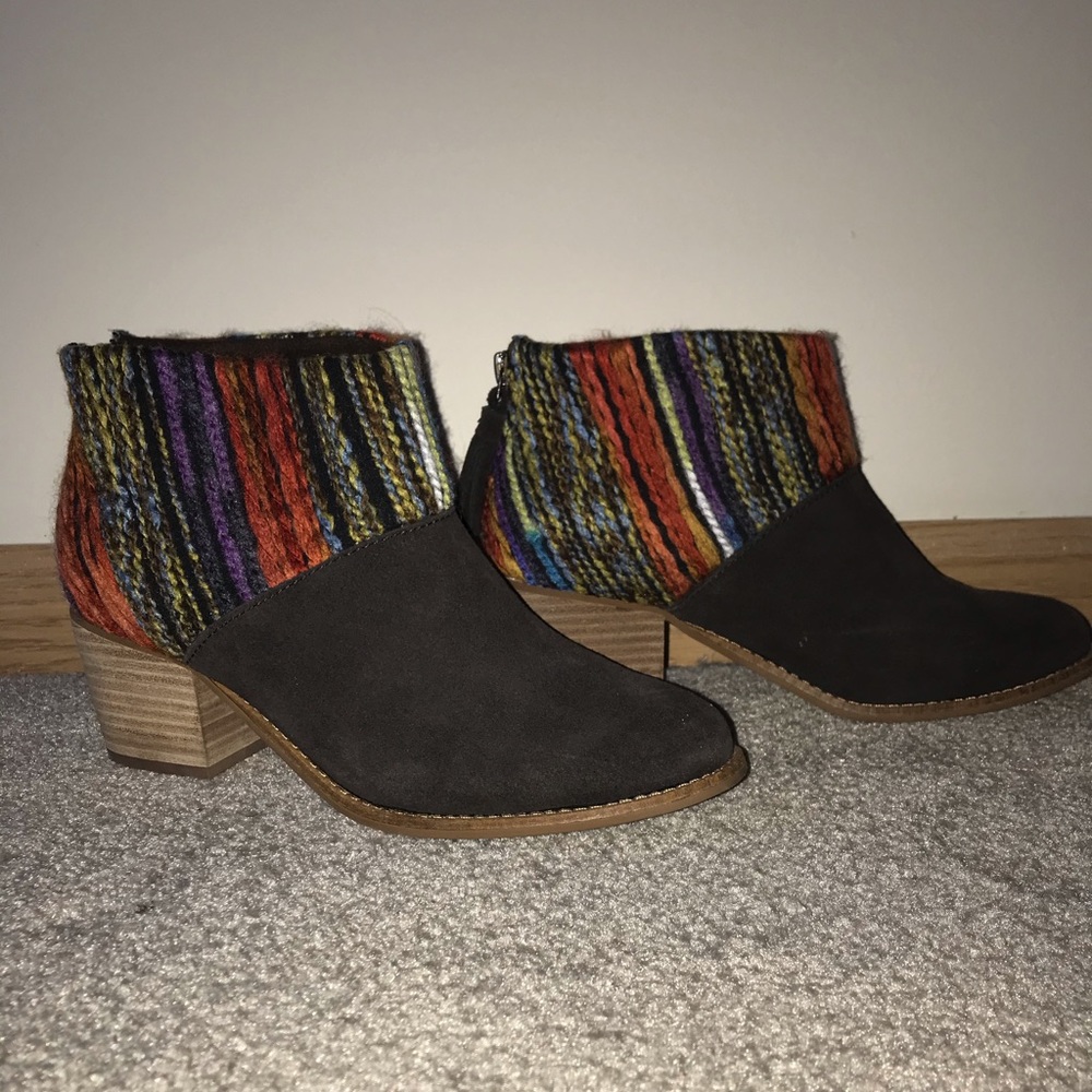 Toms booties